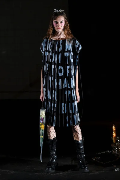 Look 20
